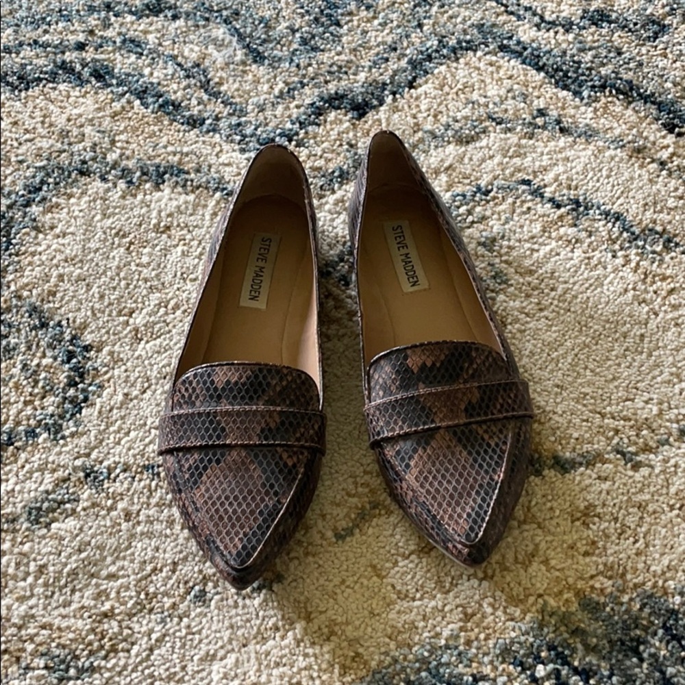 Steve Madden Flats